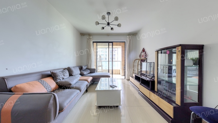 俊发盛唐城F区二手房实景图