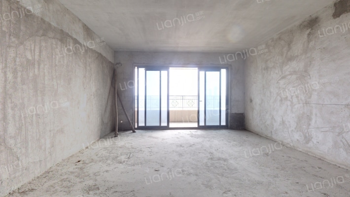 依云水岸三期二手房实景图