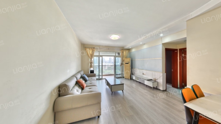 耐德佳苑二手房实景图