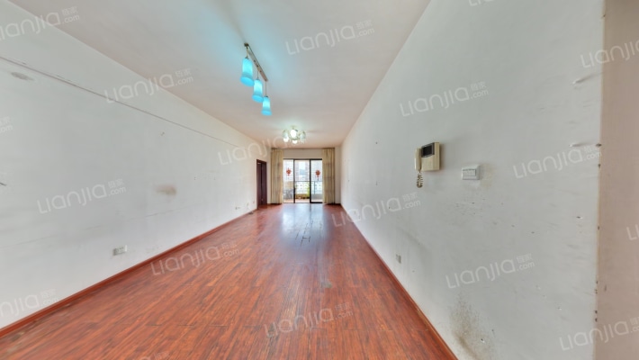 万科云上城一期二手房实景图