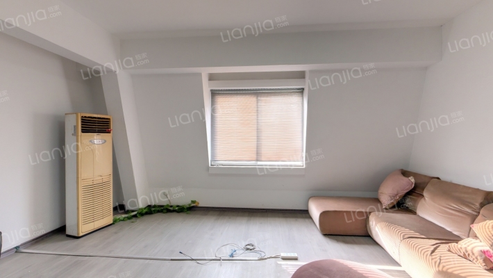 华瑞豪庭二手房实景图