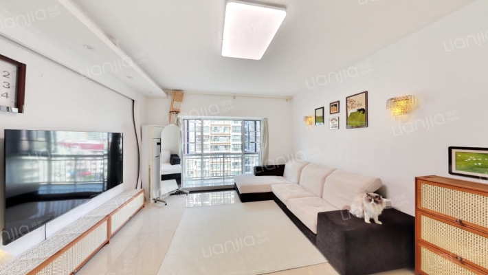 西点公园里二手房实景图