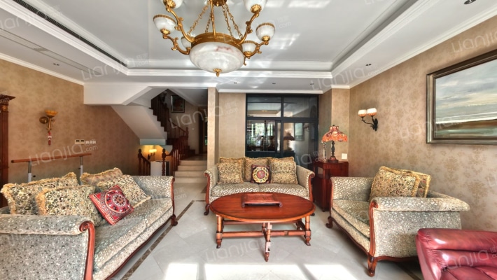 中海铂宫二手房实景图