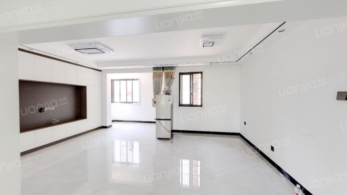 碧水雅苑C2区二手房实景图