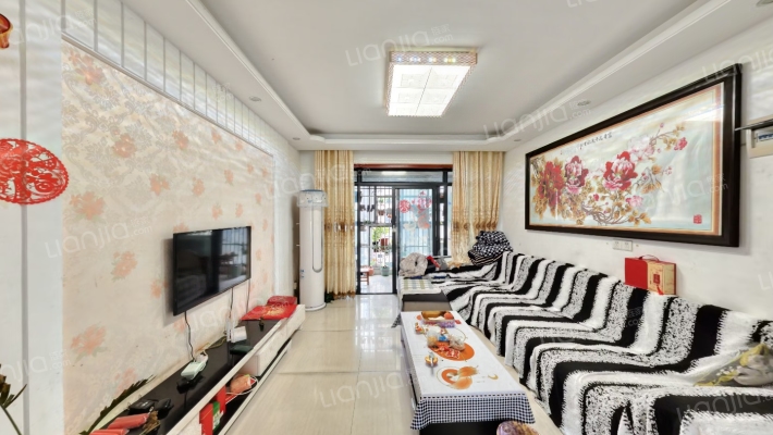 和昌都汇华郡二手房实景图