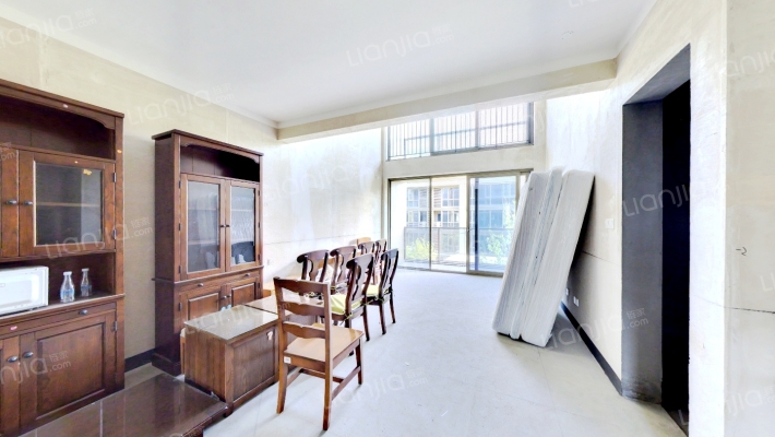 宸风云庐B区二手房实景图