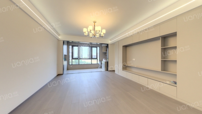 绿地悦城B区二手房实景图