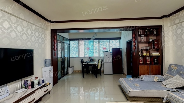 公交公司家属楼二手房实景图