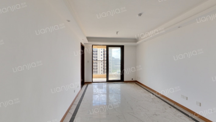 耀海苑南区二手房实景图