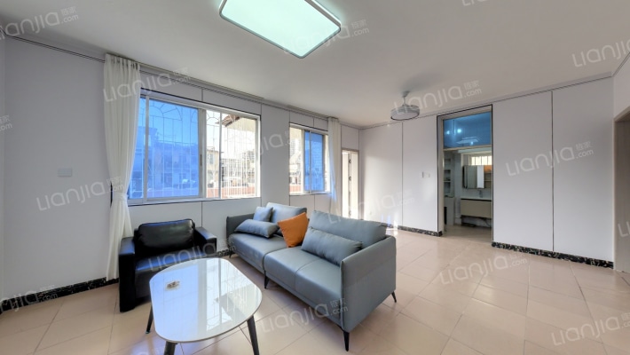 水利局驻邕生活区二手房实景图