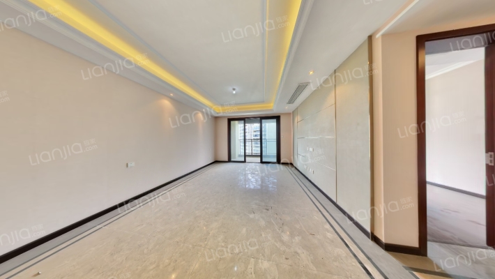 蓝光长岛国际五期二手房实景图