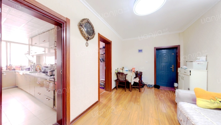 三步两桥二手房实景图