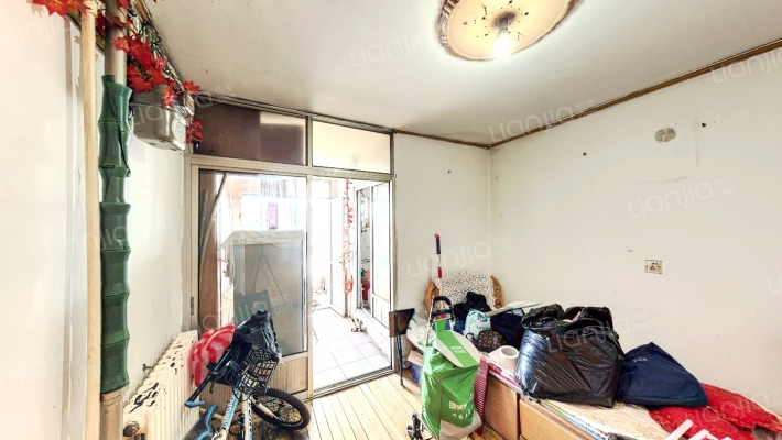 新新小区二手房实景图