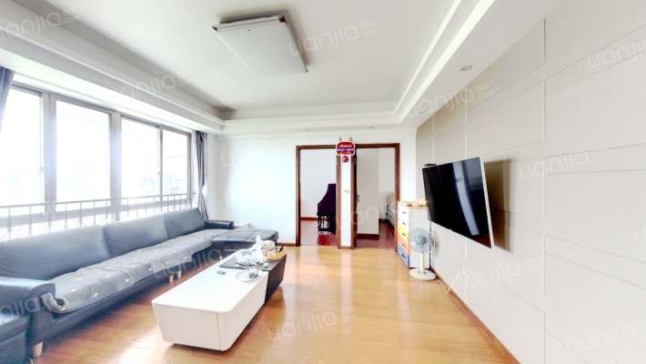 丽江花苑二手房实景图