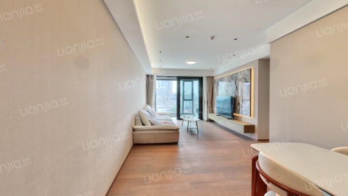 武汉江城府二手房实景图