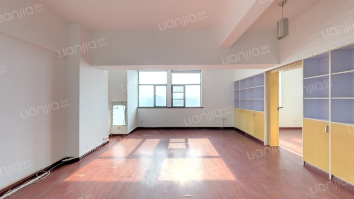 现代大厦二手房实景图