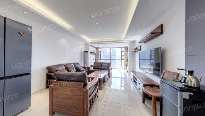 梦想典城二手房实景图