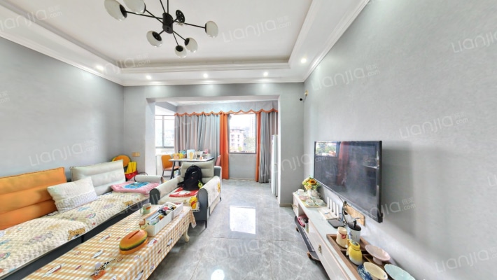 望月村二手房实景图