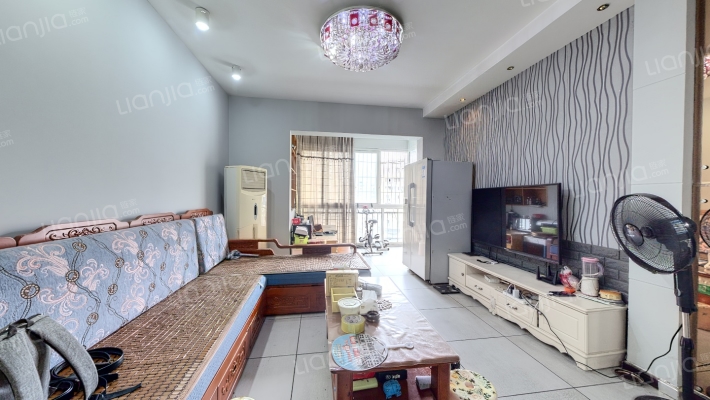 空港圣地二手房实景图