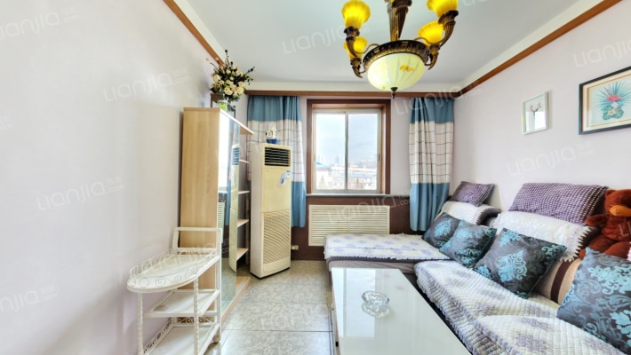 南山小区二手房实景图