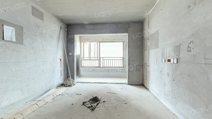 雅居乐天域二手房实景图