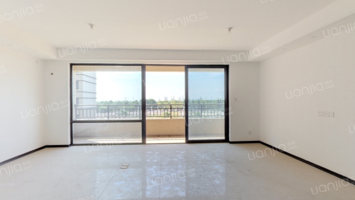 绿地国宝21城三期二手房实景图