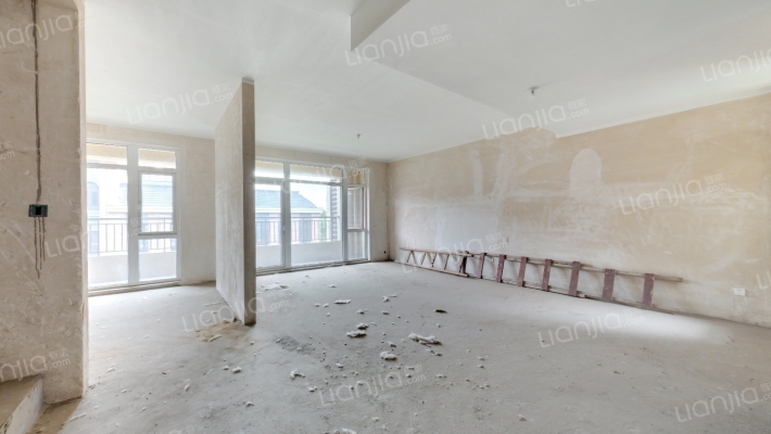 龙湖天钜二手房实景图