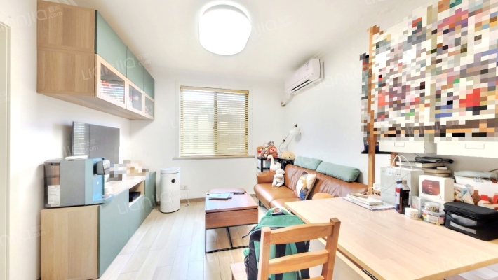 新城家园二手房实景图