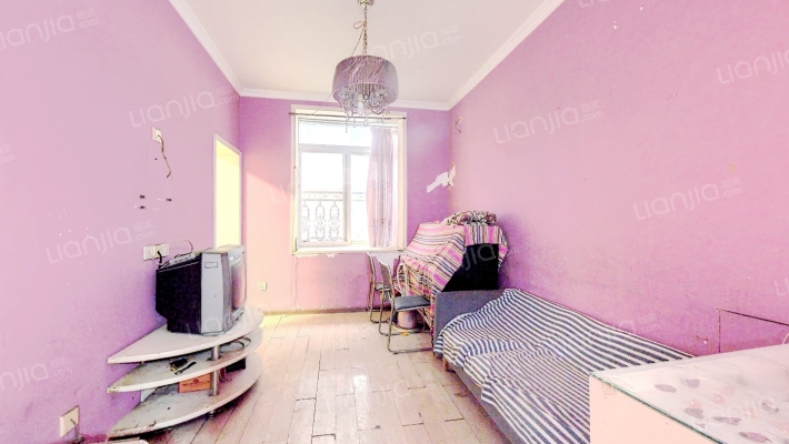 航侧小居二手房实景图