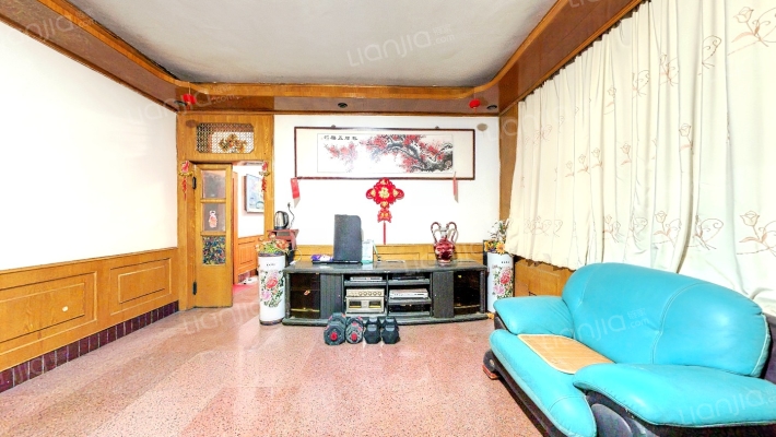 凭心街工商局家属院二手房实景图