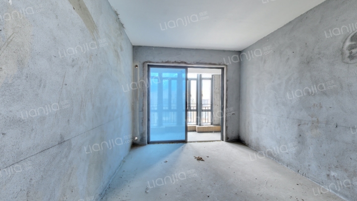 鸿业畔湖居二手房实景图