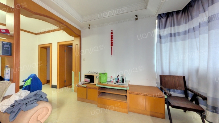 滨江花园中区二手房实景图