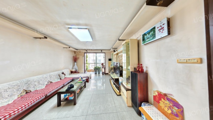 世纪新苑二手房实景图