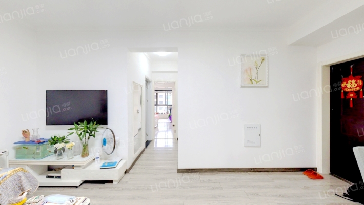 蓝天华门国际花园二手房实景图