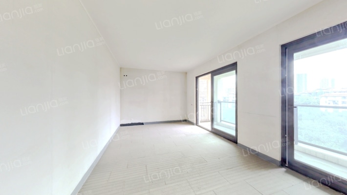 融汇半岛公园里二手房实景图