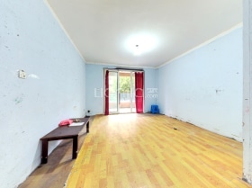 南岸花园东区，南北通透，楼层好。