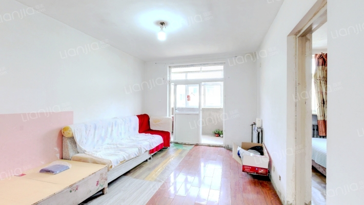 402小区二手房实景图