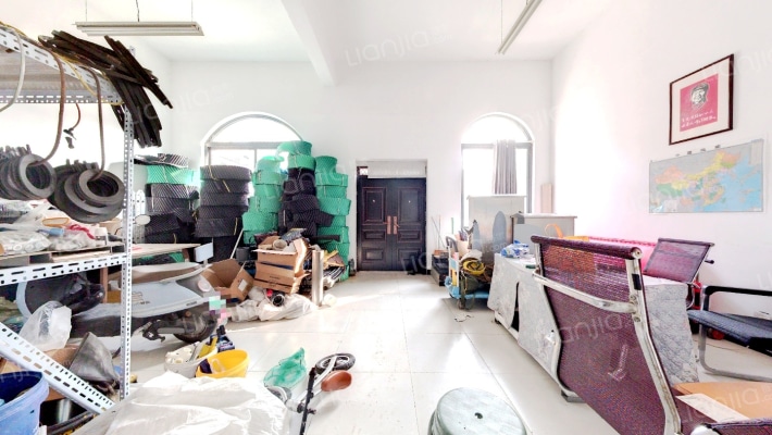 伟阳花园冬园二手房实景图