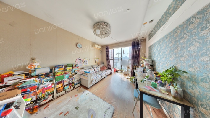 惠丰花园发达居二手房实景图