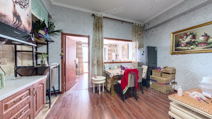 华冶嘉誉二手房实景图