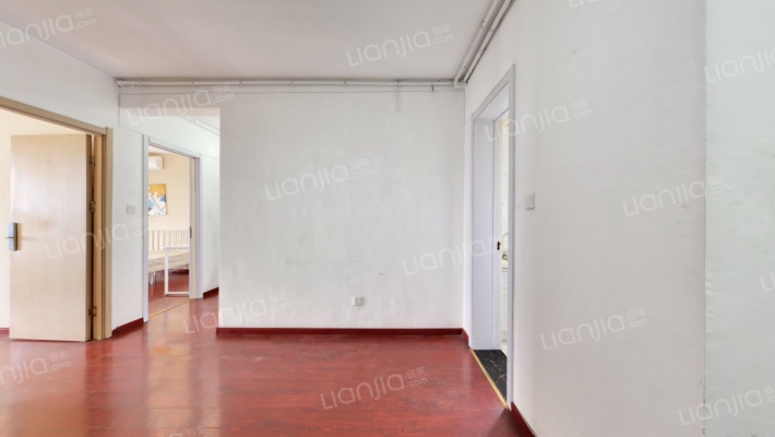 天铂二手房实景图