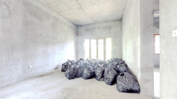 逸岭锦江二手房实景图