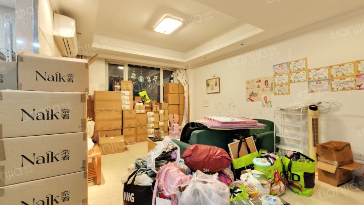 保利湾天地二手房实景图