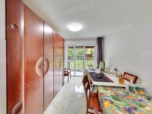 整租·荣盛阿尔卡迪亚花语城 1室2厅 南