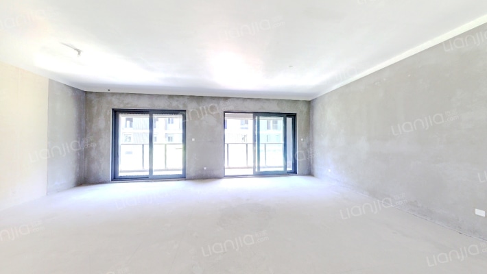 卓越湖樾云著花苑二手房实景图