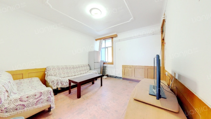 晖达优胜小区二手房实景图