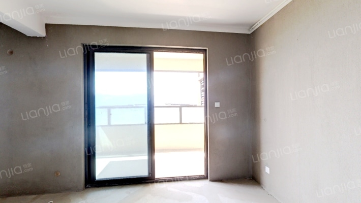 观山名邸二手房实景图