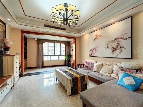 整租·中海紫御江山御湾 4室2厅 东南