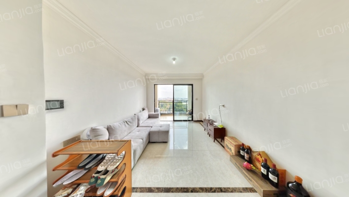 世茂璀璨天宸二手房实景图