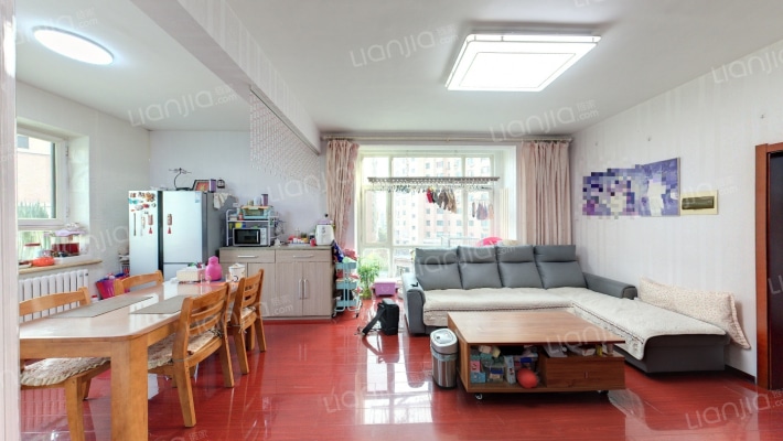 长影世纪村二手房实景图